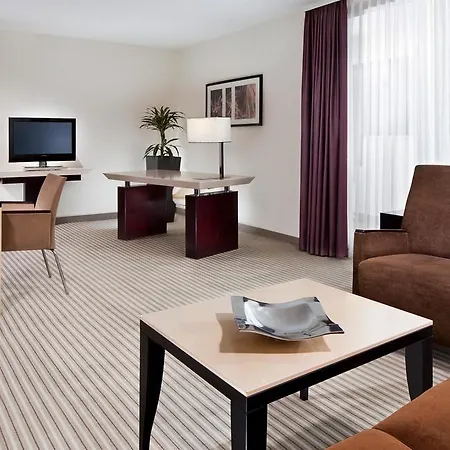 Four Points By Sheraton Arabellapark Hotel München
