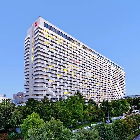 Four Points By Sheraton Arabellapark 4*