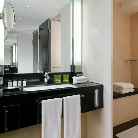 Four Points By Sheraton Arabellapark Hotel München