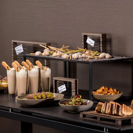 Four Points By Sheraton Arabellapark Hotel