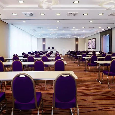 Four Points By Sheraton Arabellapark Otel