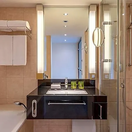Four Points By Sheraton Arabellapark 4*