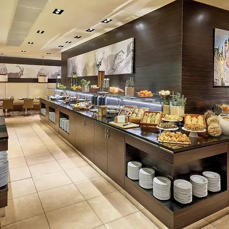 Four Points By Sheraton Arabellapark Hotel