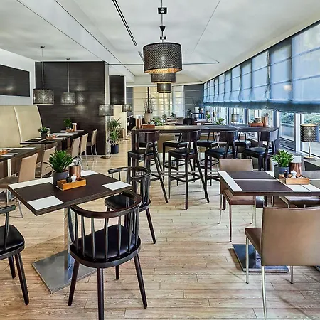 Four Points By Sheraton Arabellapark 4* Munich