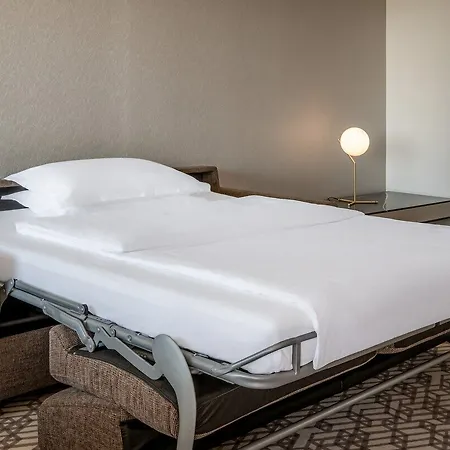 Hotel Four Points By Sheraton Arabellapark 4*