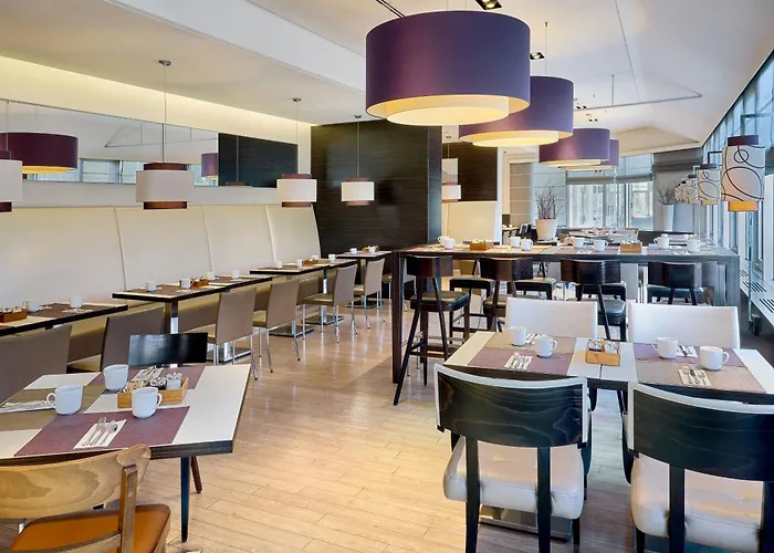 Four Points By Sheraton Arabellapark Hotel Monachium