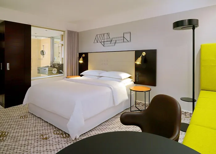 Four Points By Sheraton Arabellapark Hotel Monachium