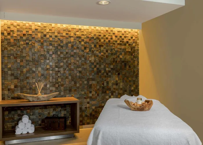 Four Points By Sheraton Arabellapark 4* Monachium