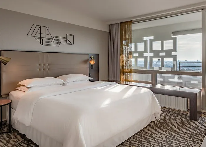 Hotel Four Points By Sheraton Arabellapark 4*