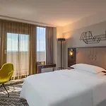 Four Points By Sheraton Arabellapark Отель 4*