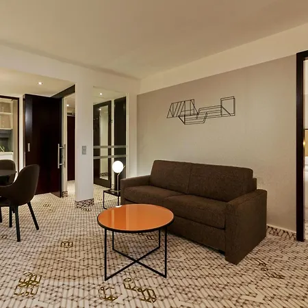 Four Points By Sheraton Arabellapark Отель 4*
